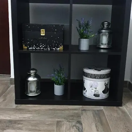 Due Passi Dal Mare *