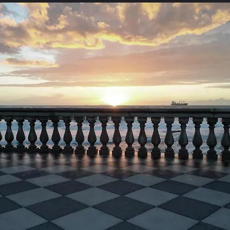 Due Passi Dal Mare Apartmán *