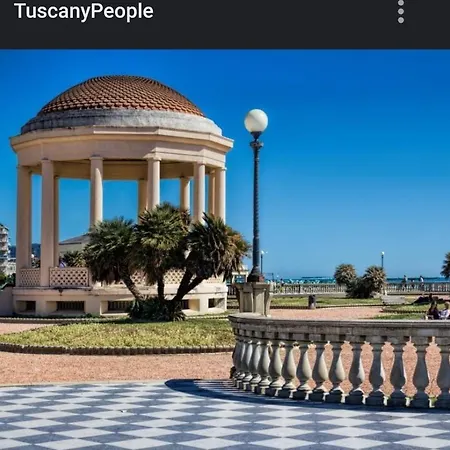 Due Passi Dal Mare *